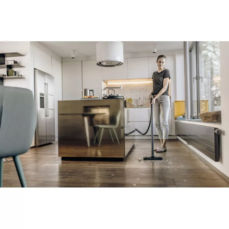Aspirador Kärcher KWD 1 W seco húmedo 1000 W 12 L amarillo con diseño compacta y ergonómico, ideal para interiores y exteriores.