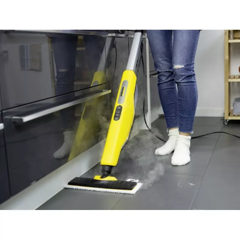 Limpiador vapor Kärcher SC 3 Upright EasyFix amarillo con diseño vertical, eficiente y fácil de usar para suelos.