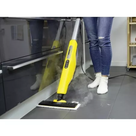 Limpiador vapor Kärcher SC 3 Upright EasyFix amarillo con diseño vertical, eficiente y fácil de usar para suelos.