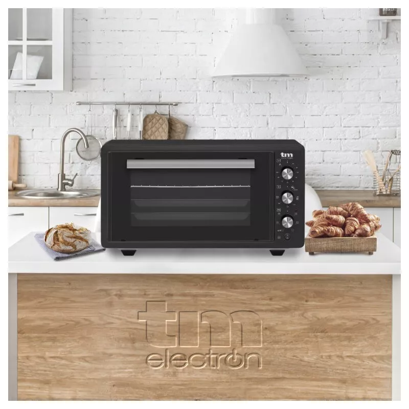 Horno sobremesa TM Electron TMPHO045 45 L 1400 W color negro con diseño moderno y controles analógicos.